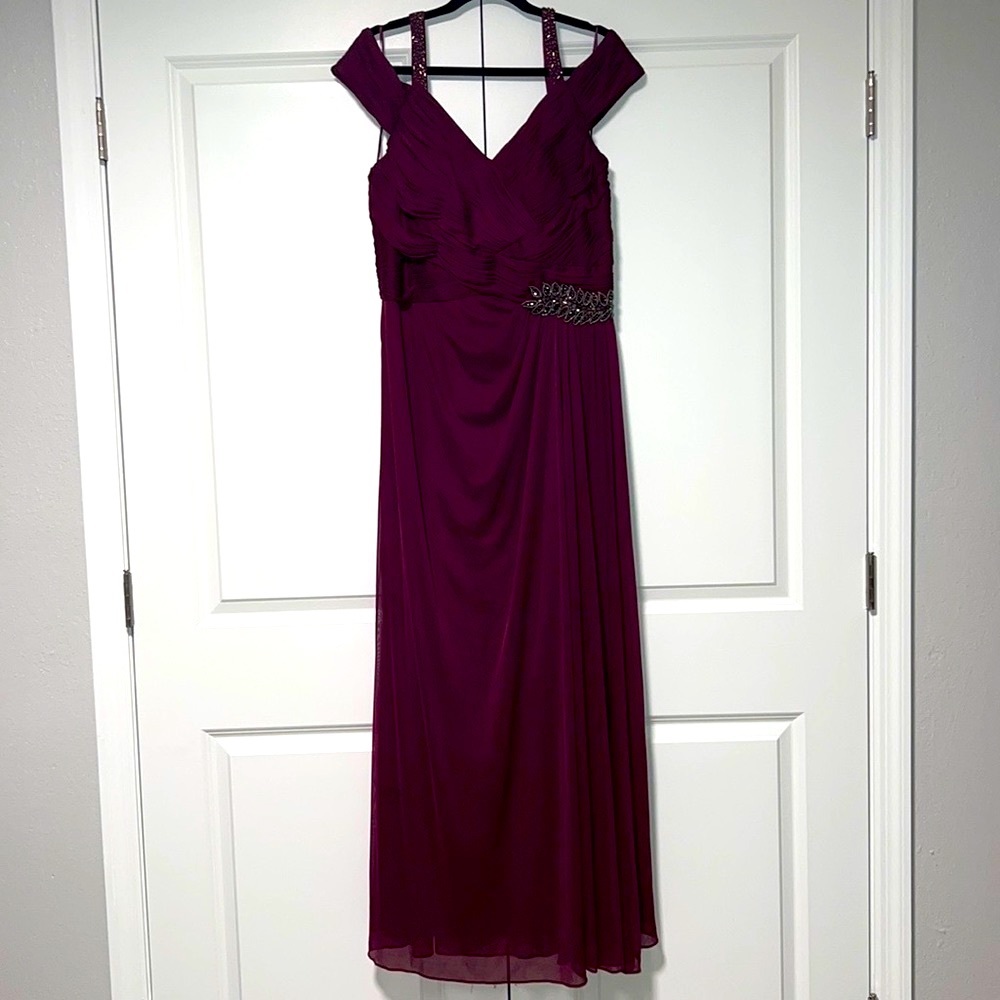 Evening Gown, perfect for a fall/winter wedding or special event!